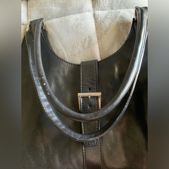 Black leather purse handmade in Italy that has Gucci style that everybody loves. - Picture 4 of 9